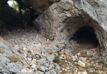 Trail Walking Châteaudouble - 26 grotte sarrazin - Photo