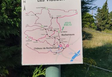 Tour Wandern Meysse - Messe - pic chenavari  -chateau de rochemaure - Photo