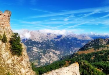 Trail Walking Saint-Martin-de-Queyrières - Tête du Puy (Argentière La Bessée) - Photo