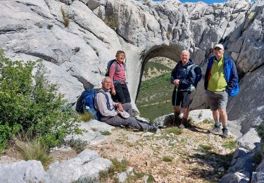 Tocht Stappen Gémenos - PIC de Bertagne - Photo