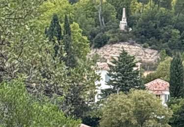 Tocht Stappen Gréoux-les-Bains - Les drones - Photo