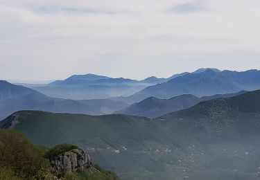 Randonnée A pied Sant'Egidio del Monte Albino - (SI S18S) Valico di Chiunzi - Monte Cerreto - Photo