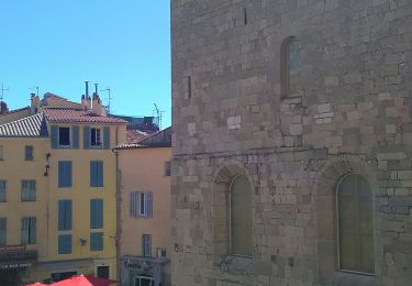 Tour Wandern Hyères - Hyeres vieille ville château - Photo