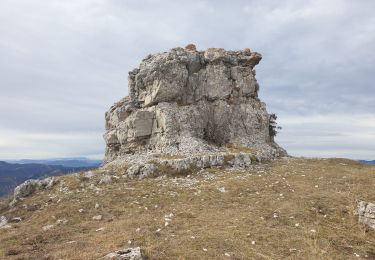 Tour Wandern Manteyer - Ceuse - Photo