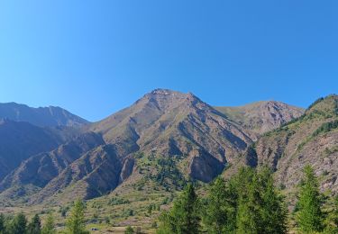 Excursión Senderismo Crévoux - mon.parcours des fées : cascade de razis via le torrent / retour via le canal du meal - Photo