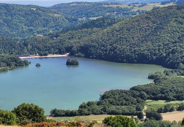 Randonnée Marche Chambon-sur-Lac - Couze Surains_Chambon sur Lac_T - Photo