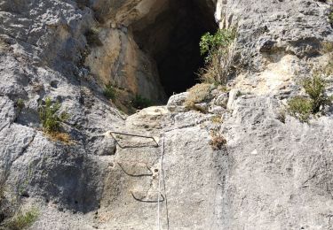 Tocht Stappen Sisteron - Grotte trou d'argent - Photo