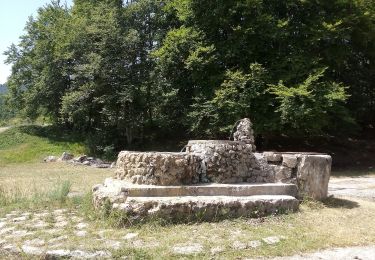 Percorso A piedi Lecce nei Marsi - La Guardia - Le Querce - Photo