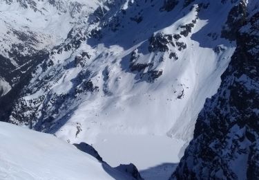 Percorso Sci alpinismo Laval-en-Belledonne - col du Rafour et couloir ouest de la montagne de Barlet - Photo