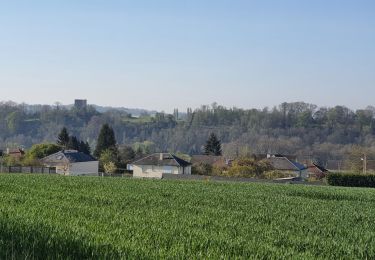 Randonnée Marche Bézu-Saint-Éloi - Bézu Saint Eloi - Les Etangs de Neaufles - La tour de Neaufles - Photo