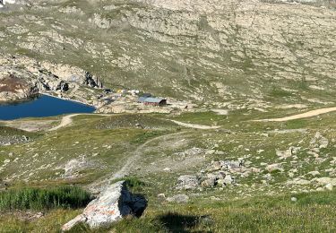 Excursión Senderismo Saint-Sorlin-d'Arves - Col Nord des lacs Lacs Bramant et Blanc Refuge Etendard trace réelle - Photo