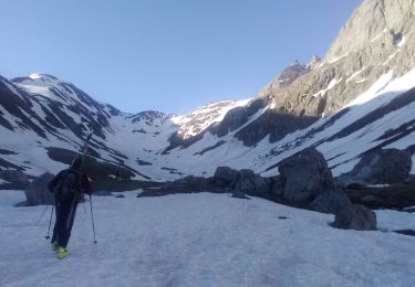 Trail Touring skiing Valloire - le grand Galibier - Photo