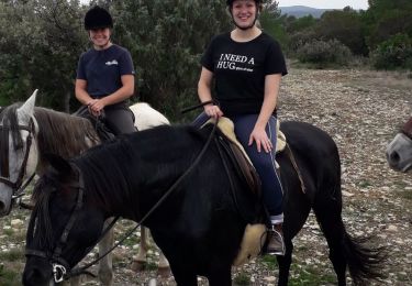 Trail Horseback riding Orthoux-Sérignac-Quilhan - Boucle Le Mas Bas Cauviac - Photo