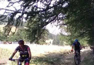 Tocht Mountainbike Enchastrayes - camping la chaup Jausiers Lac de Sagnes - Photo