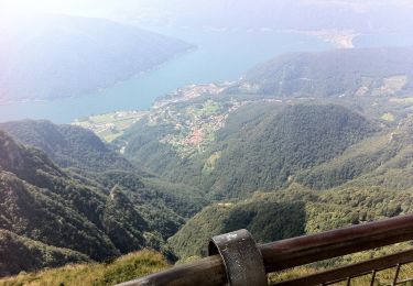Tocht Te voet Cernobbio - Monte Bisbino-Monte Generoso - Photo