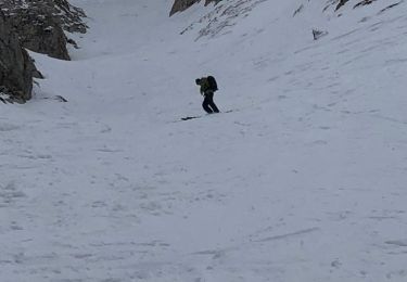 Tocht Ski randonnée Bellevaux - Col de Chalune couloir Nord - Photo