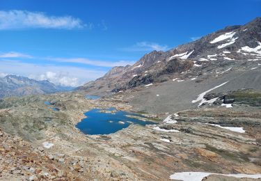 Randonnée Marche Huez - circuit des lacs, Blanc, du milieu, de la Fare, Balme rousse,dôme des Rousses - Photo