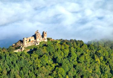 Tour Wandern Lisseuil - Lisseuil_Chateau_Rocher - Photo