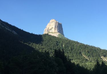 Tour Wandern Chichilianne - Autour du mont Aiguille - Photo