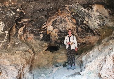 Randonnée Marche Allauch - La grotte de l'étoile et grotte des Pestiferes - Photo