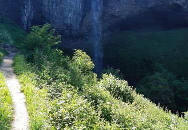Tour Wandern Salins - cascade de Salins - Photo
