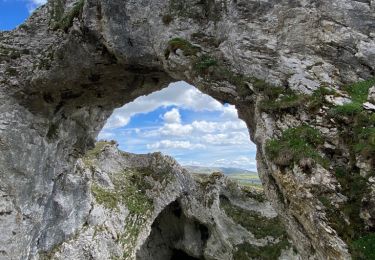 Randonnée Marche Andia - 3 sommets  et Portupekoleze, grotte de Lezaundi  Puerto Lizarraga Cueva de Arleze y San Adrián.  - Photo