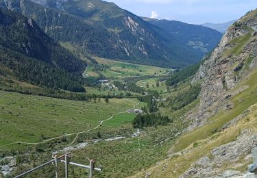 Tour Wandern Peisey-Nancroix - Cascades de Nant Putor et le Musée de la mine - Photo