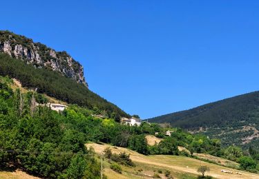 Percorso Marcia Beaufort-sur-Gervanne - Beaufort St Pancras 15km - Photo