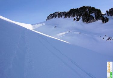 Excursión Raquetas de nieve Saint-Pierre-d'Entremont - La Croix de l'Alpe depuis les Varvats - Photo