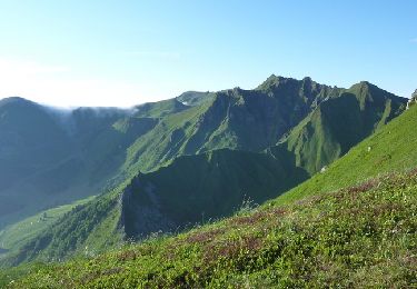 Tour Wandern Mont-Dore - Sentier des crêtes Puy de Sancy - Photo