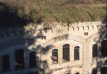 Tour Wandern Missy-sur-Aisne - Le fort de Condé - Photo