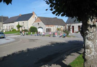 Excursión Senderismo Wallers-en-Fagne - Circuit de la pierre Bleue - Wallers en Fagne - Photo