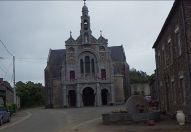 Randonnée Marche Vimartin-sur-Orthe - Saint-Martin-de-Connée - La Chapelle Notre Dame du Chêne - Photo