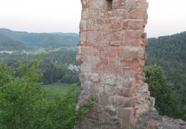 Randonnée Marche Baerenthal - Baerenthal, château de Ramstein de nuit - Photo