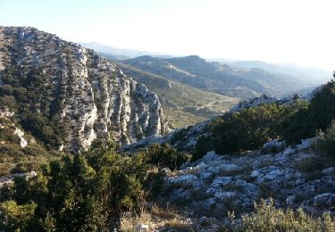 Randonnée Marche Saint-Rémy-de-Provence - Les Alpilles pas de l aigle - Photo