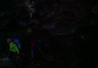 Trail Walking Puyloubier - les 6 Grottes - Photo