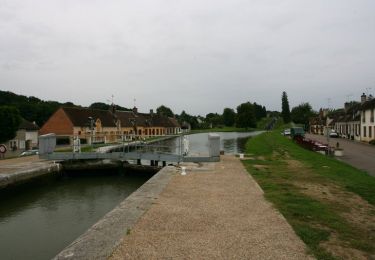 Tocht Fiets Amilly - Montargis - Briare - Orléans - Montargis par les canaux et La Loire à Vélo - Photo
