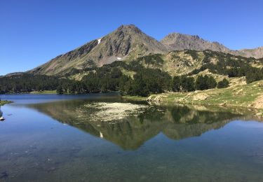 Trail Walking Formiguères - lacs des Camporells depuis le haut des pistes de Formigueres - Photo