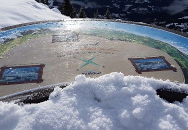 Tour Schneeschuhwandern Manigod - tour tete de cabeau - Photo