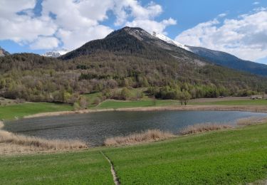 Trail Walking Saint-André-d'Embrun - Balcon de la Durance. Lac de Siguret. (22-04-18) - Photo