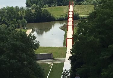 Tour Andere Aktivitäten Éragny - autour étang de Neuville - Photo