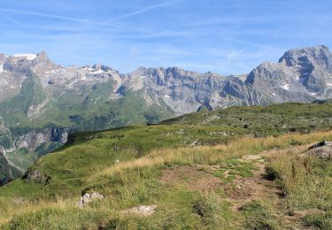 Tour Zu Fuß Muotathal - Silberenalp - Alpeli - Photo