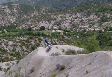 Excursión Bici de montaña L'Escarène - escarene->baisse de croix->savel->cime d'aurieras->plan de linea->escarene - Photo