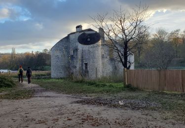 Randonnée Marche Saint-Leu-la-Forêt -  St leu la foret chateau de chasse  9.4kms 140m - Photo