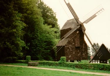 Tocht Te voet Onbekend - Von Burg zu Berg - Photo